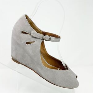 Jeffrey Campbell Women's Light Gray Peep Toe Wedge Heels Size 6 Classic Summer